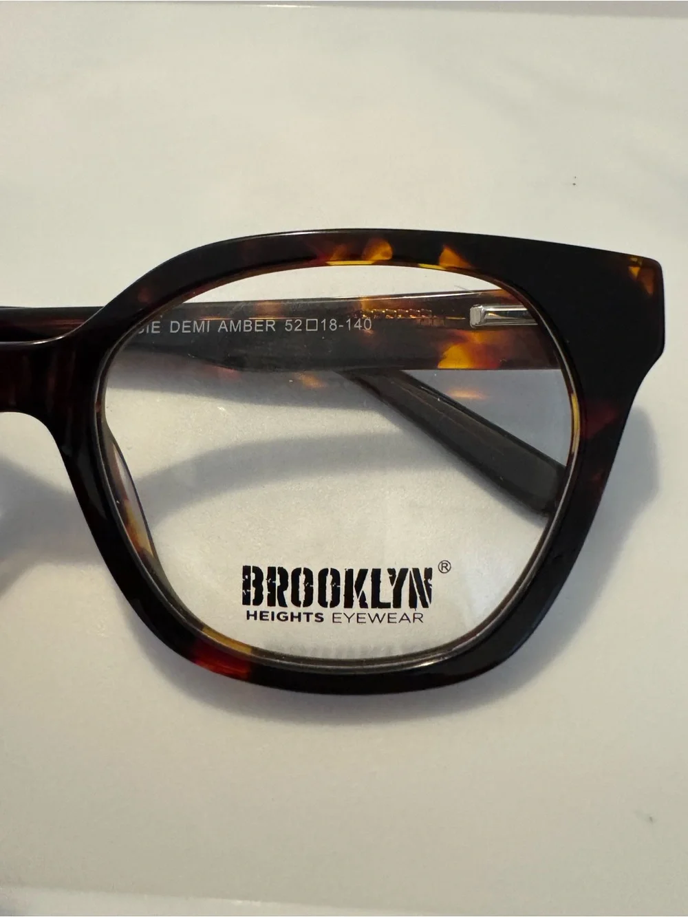 Brooklyn Heights Josie Demi Amber 52/18/140 Eyewear  Frame